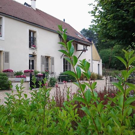 Bed and Breakfast Le Repos Coquelicot Montillot Esterno foto