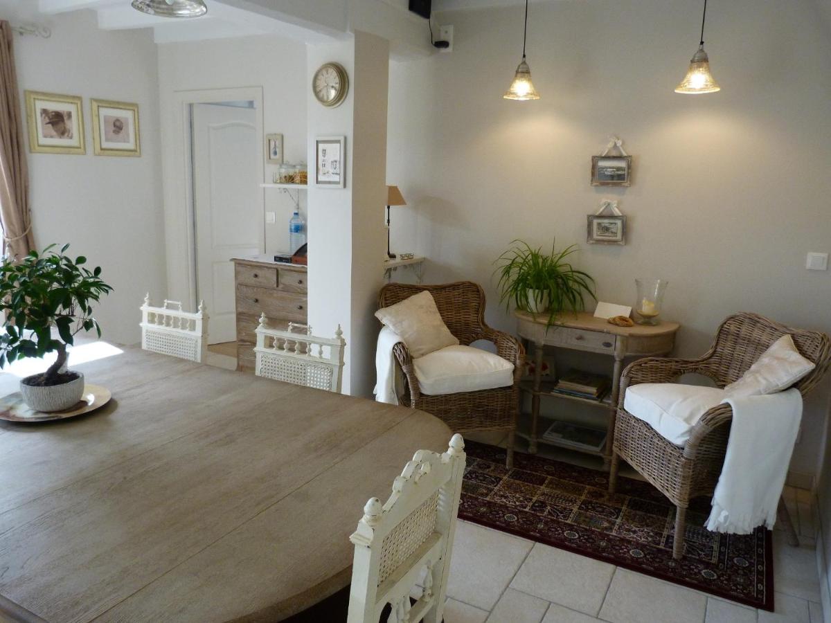 Bed and Breakfast Le Repos Coquelicot Montillot Esterno foto