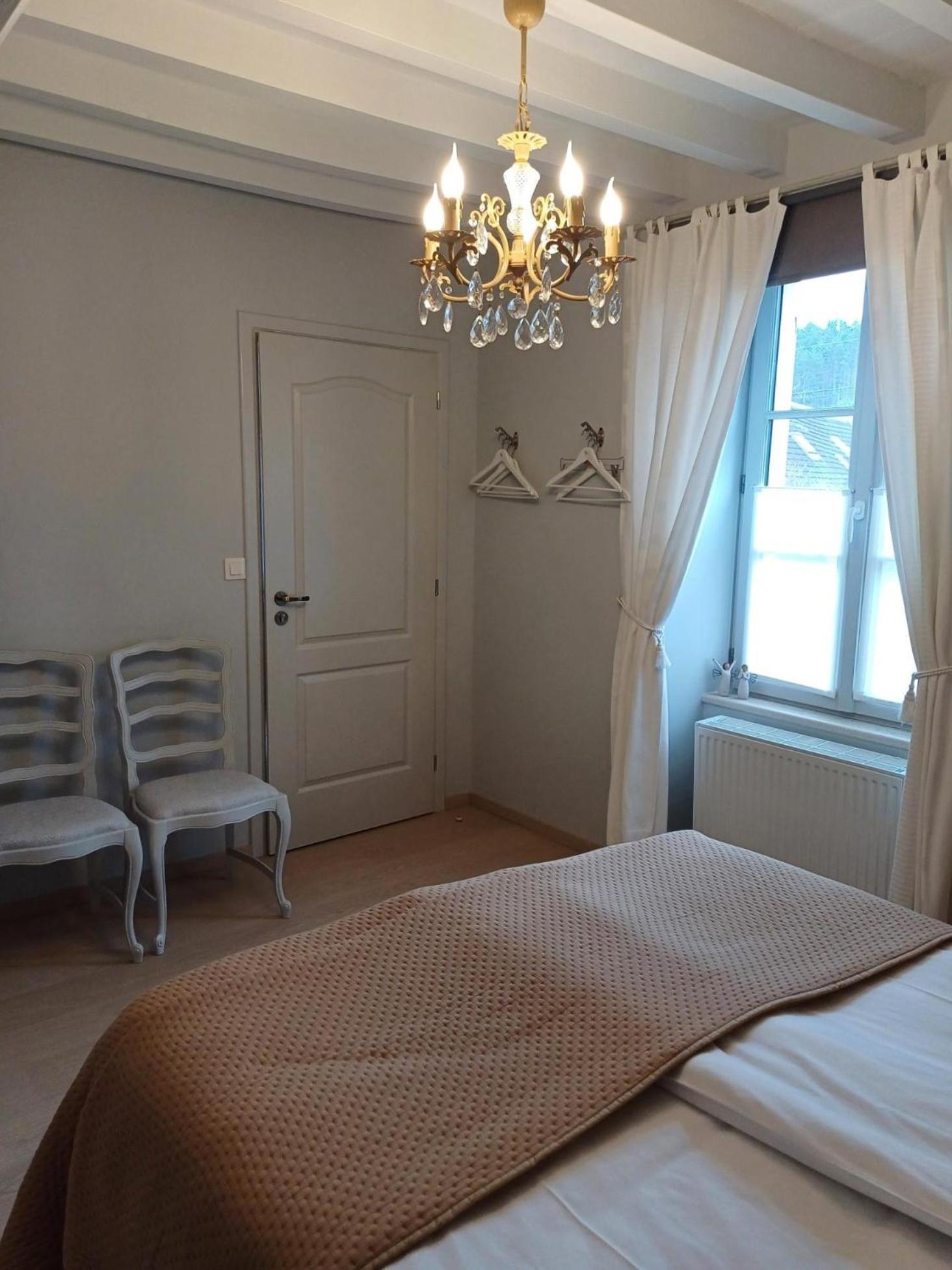 Bed and Breakfast Le Repos Coquelicot Montillot Esterno foto