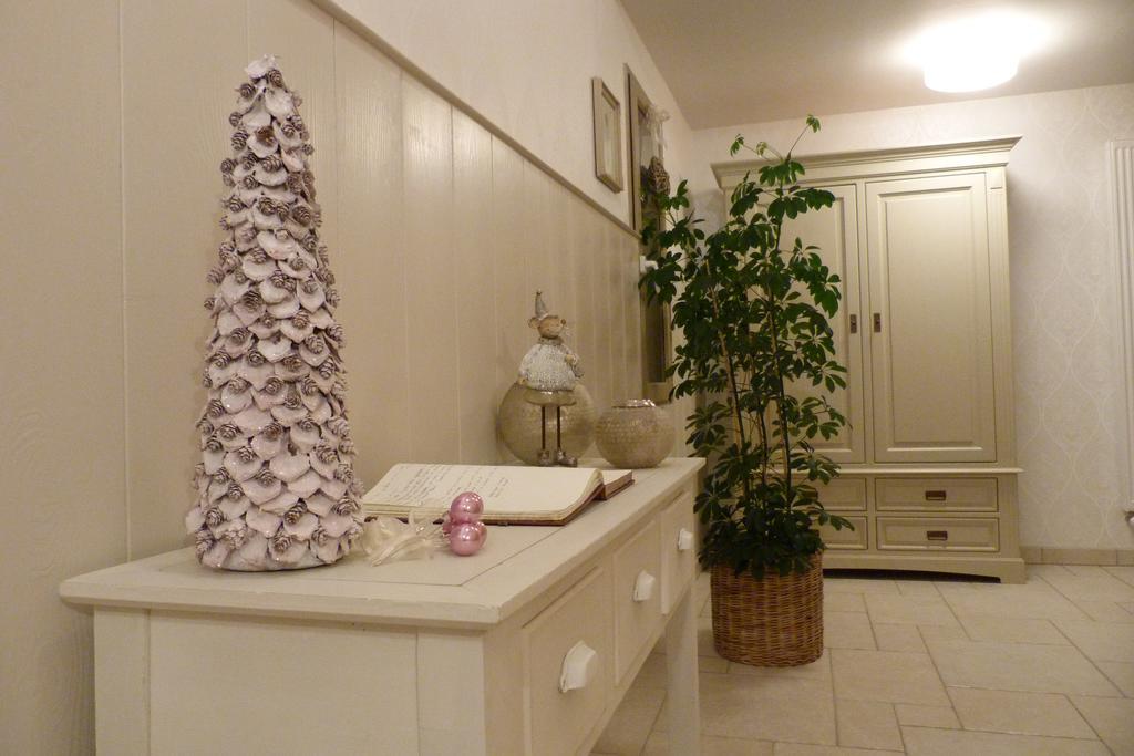 Bed and Breakfast Le Repos Coquelicot Montillot Esterno foto