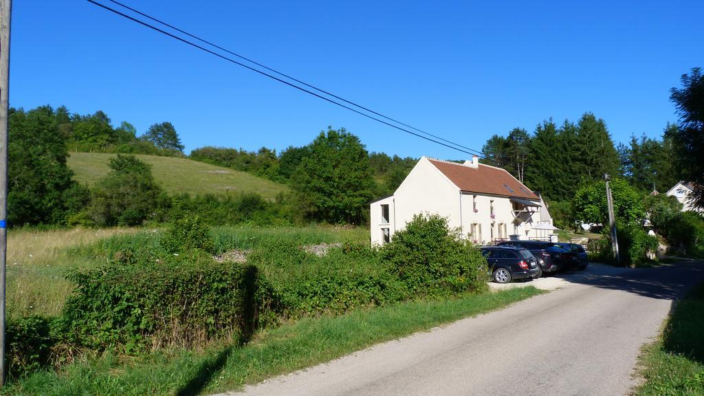 Bed and Breakfast Le Repos Coquelicot Montillot Esterno foto